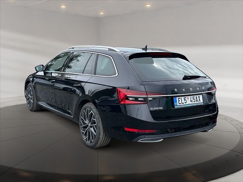 Škoda Superb 1,4 PHEV 160 L&K AT - fotka 4 z 11