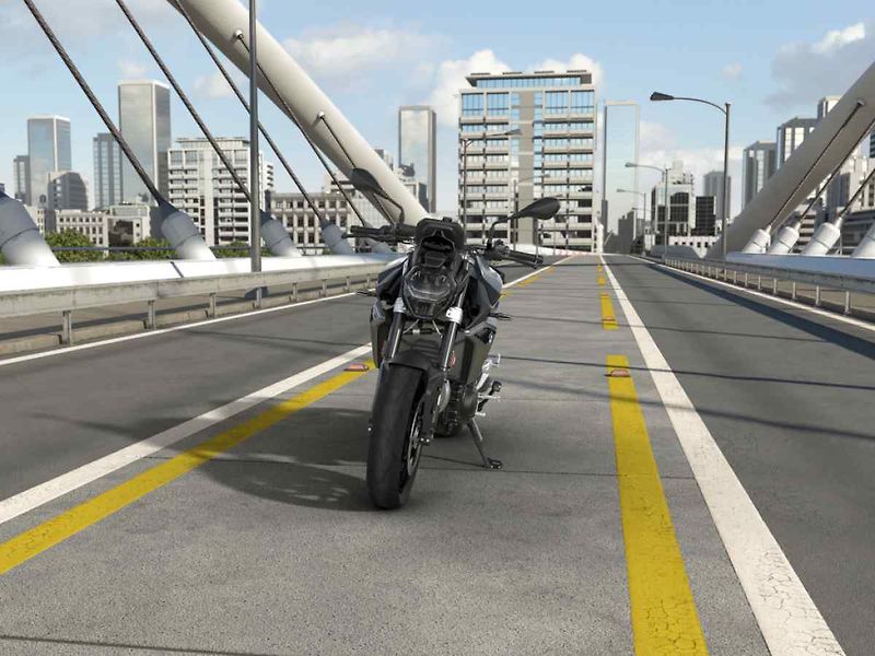 BMW F 900 R - fotka 3 z 6
