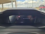 Peugeot 2008 ALLURE 1,2 PT 100k M6 - náhled 18