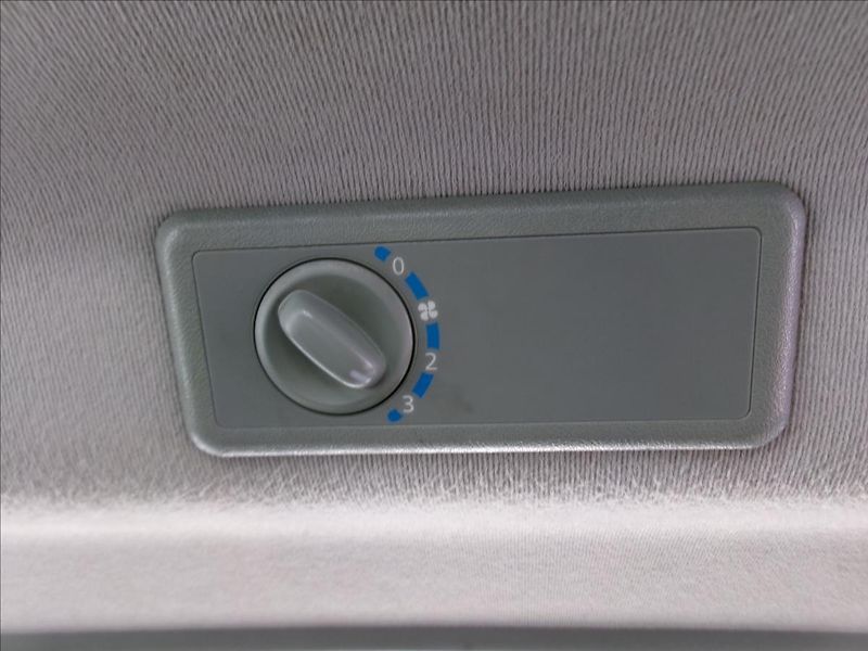 Opel Vivaro 2,0 CDTI L2H1 bez koroze 9míst - fotka 19 z 29