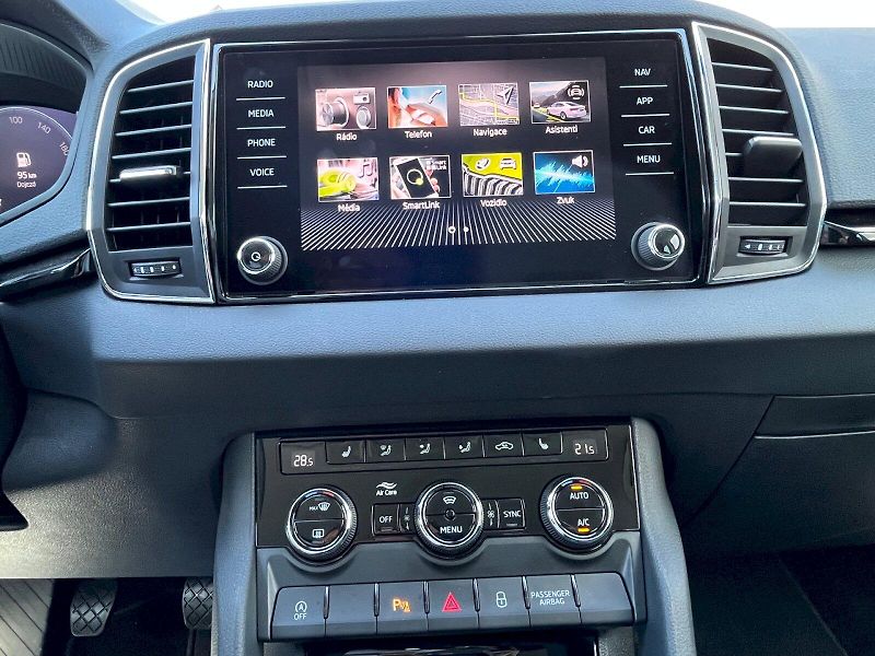 Škoda Karoq (2025) 1.5 TSI 110kW Top Selection - fotka 20 z 27
