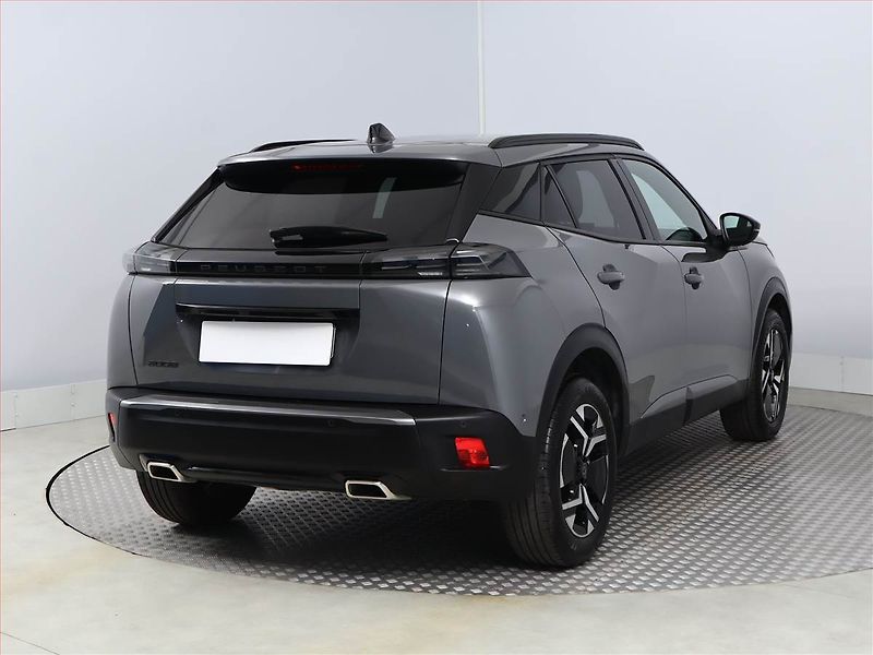 Peugeot 2008 (2024) 1.2 PureTech - fotka 5 z 19