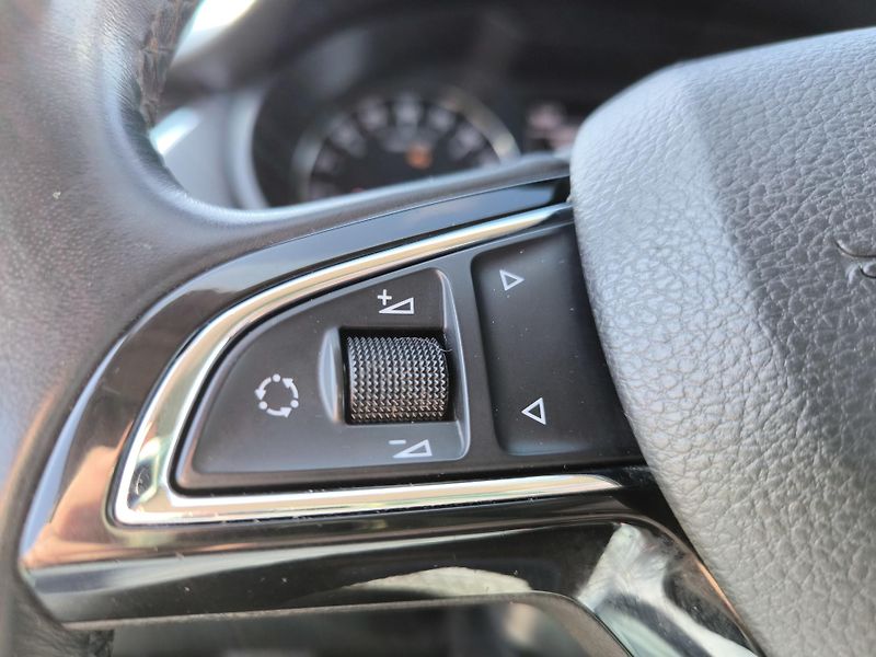 Škoda Octavia (2014) 1,6TDI DSG STYLE*VELKÝ SERVIS* - fotka 36 z 58