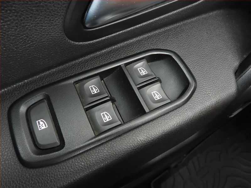 Dacia Duster (2019) 1.5 Blue dCi, 4X4, Serv.kniha - fotka 15 z 15