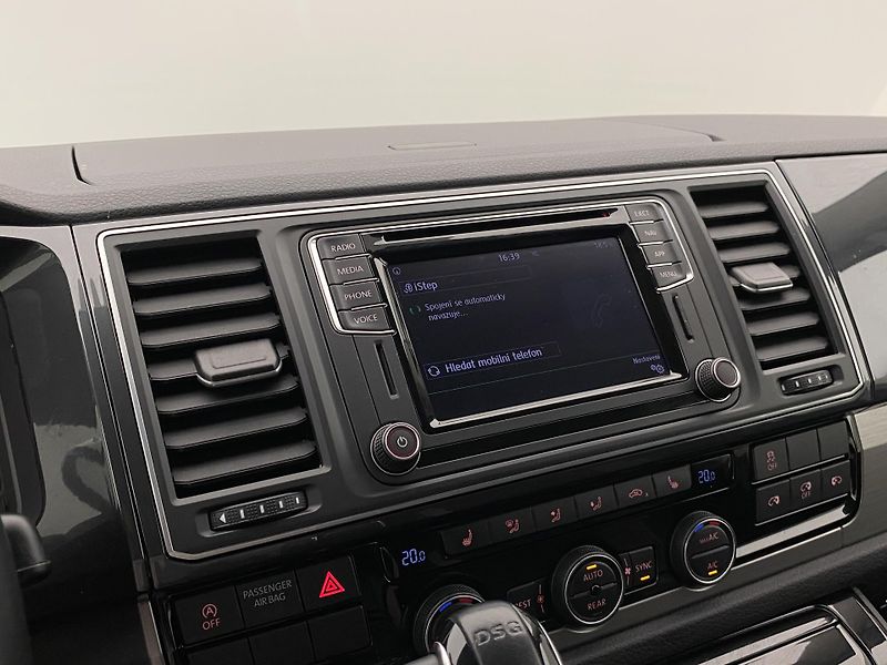 Volkswagen Multivan PANAMERICANA 2.0TDI DSG 7míst - fotka 38 z 45