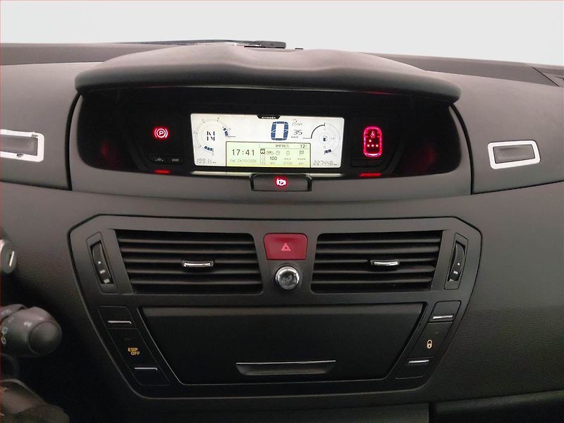 Citroën C4 Picasso (2010) 1.6 HDi, Automat, 7 míst - fotka 12 z 20