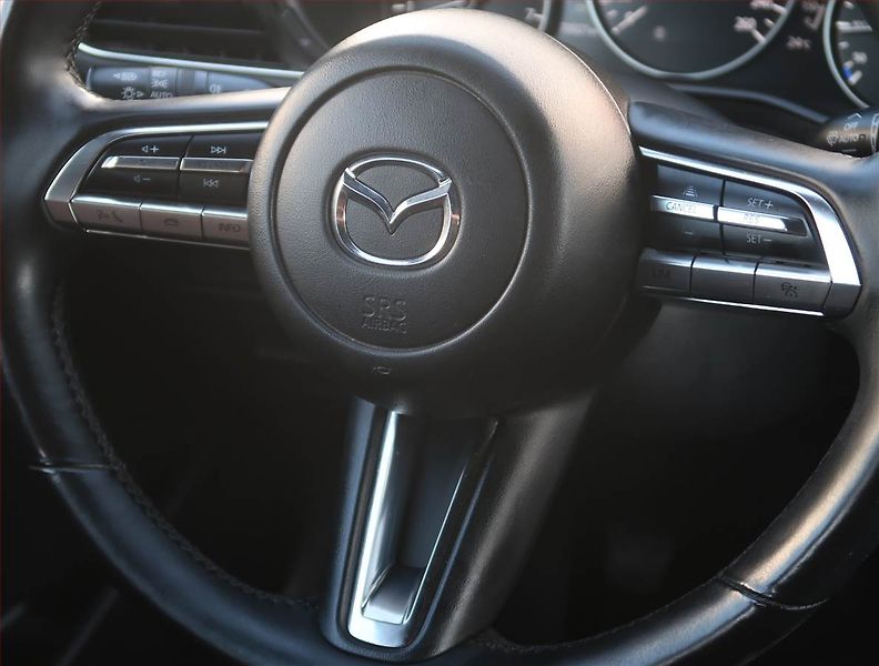 Mazda 3 (2021) 2.0 Skyactiv-G, 70TKM,Klima - fotka 23 z 23