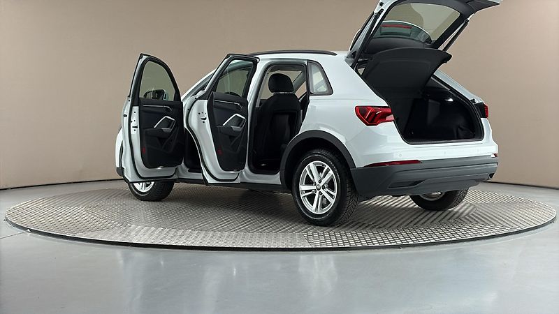Audi Q3 1.5 35 TFSI S Tronic - fotka 7 z 29