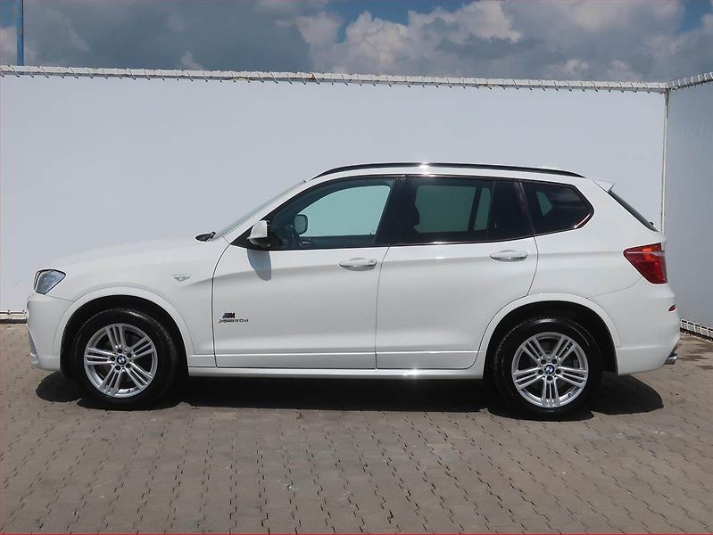 BMW X3 (2013) xDrive20d, 4X4, Serv.kniha - fotka 3 z 16