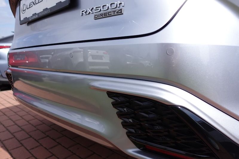 Lexus RX 500h RX500h F Sport Plus - fotka 36 z 39