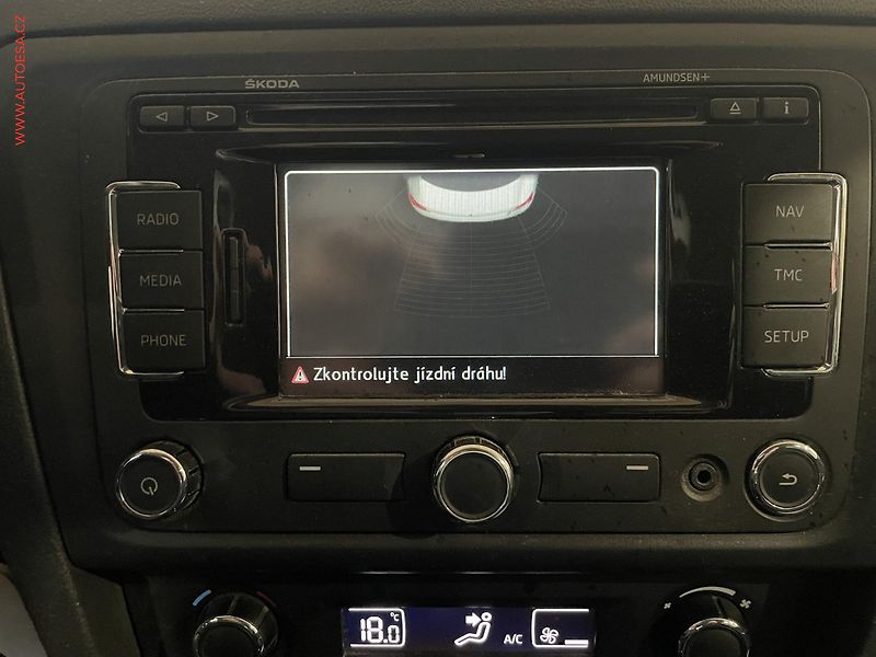 Škoda Rapid (2013) 1.2 TSi, ČR, Ambition, navi - fotka 15 z 15