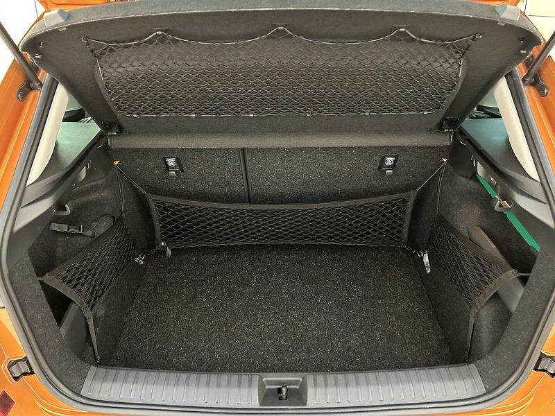 Škoda Kamiq 1.0 TSI 130 let Premium - fotka 24 z 24