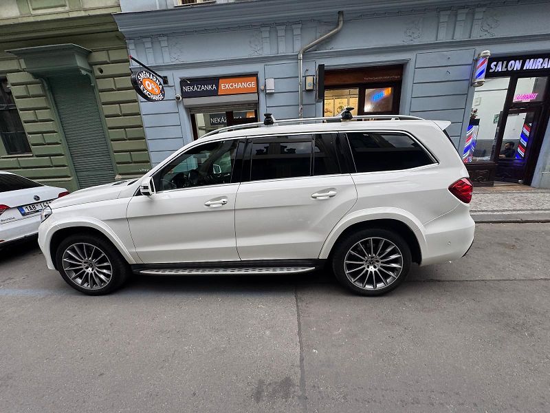 Mercedes-Benz GLS (2019) - fotka 4 z 14