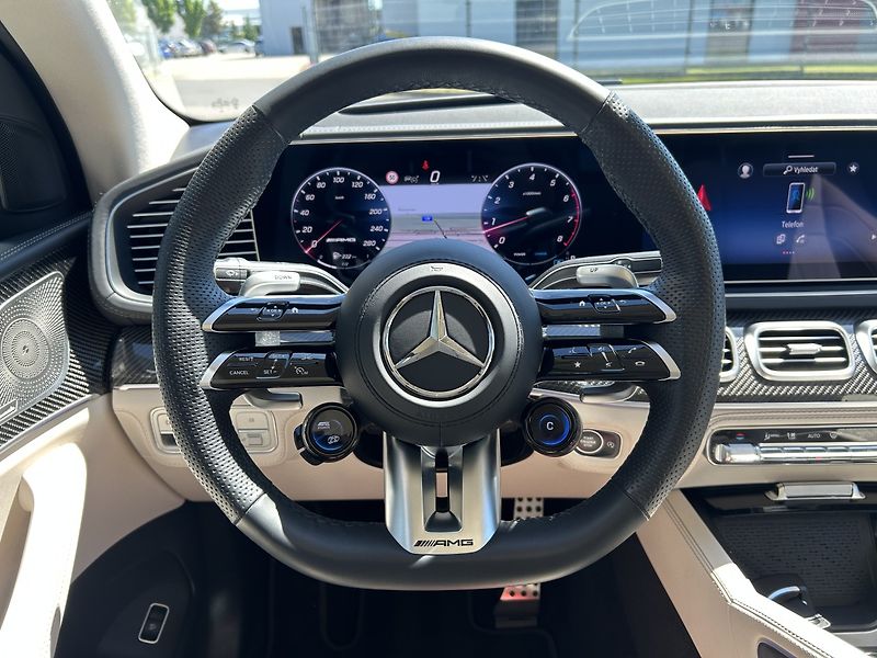 Mercedes-Benz GLE 53 AMG 4MATIC+ AIRMATIC - fotka 13 z 37