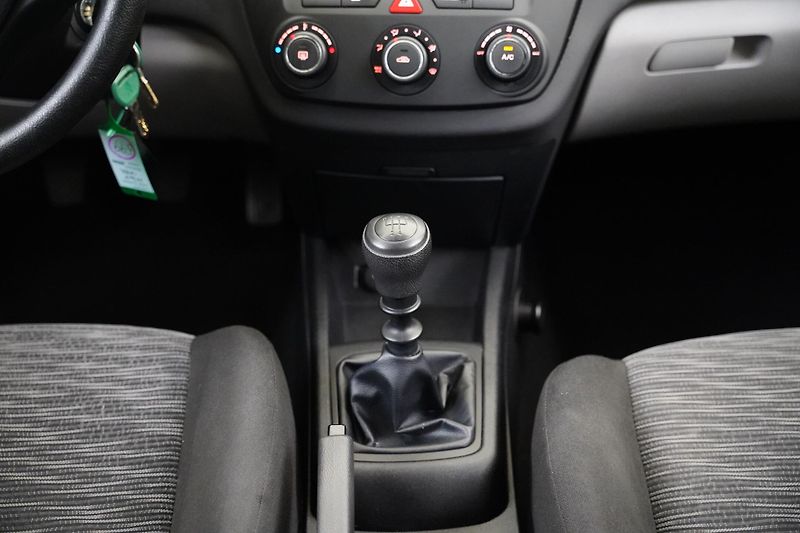 Kia Ceed - fotka 21 z 23