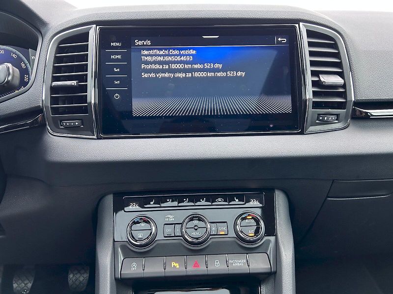 Škoda Karoq (2022) 1.5 TSI Style Extra COLUMBUS,M - fotka 17 z 35