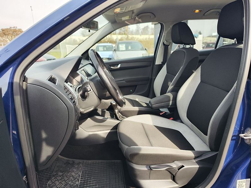 Škoda Fabia 1.4 TDi/66kW Ambition - fotka 12 z 25