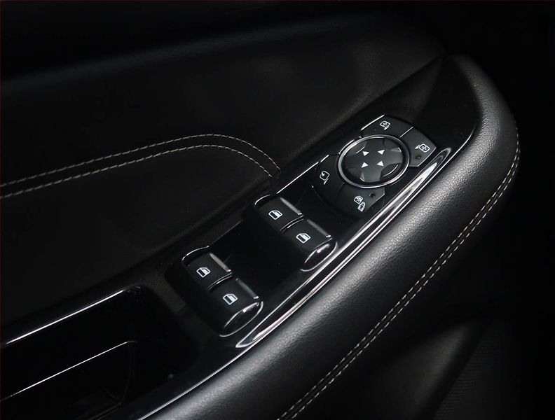 Ford Galaxy (2019) 2.0 EcoBlue, Automat, 7 míst - fotka 21 z 26