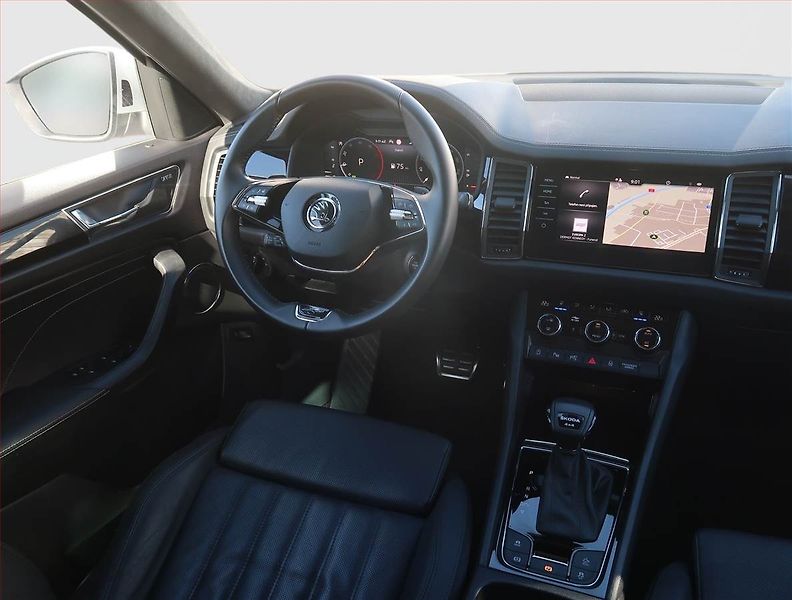Škoda Kodiaq (2023) 2.0 TDI, 53TKM,Laurin,Matrix - fotka 7 z 24
