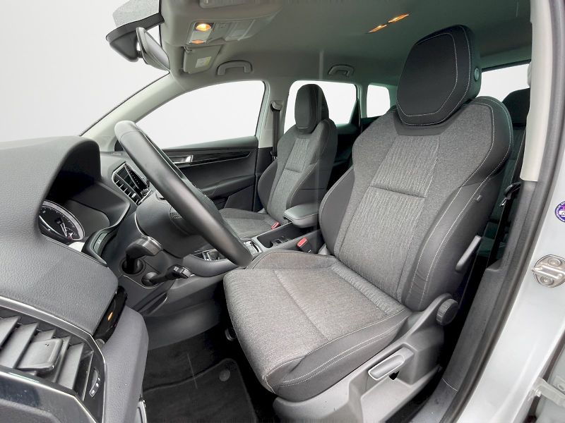 Škoda Karoq (2019) 1.6 TDI 85 kW Style Plus - fotka 26 z 34