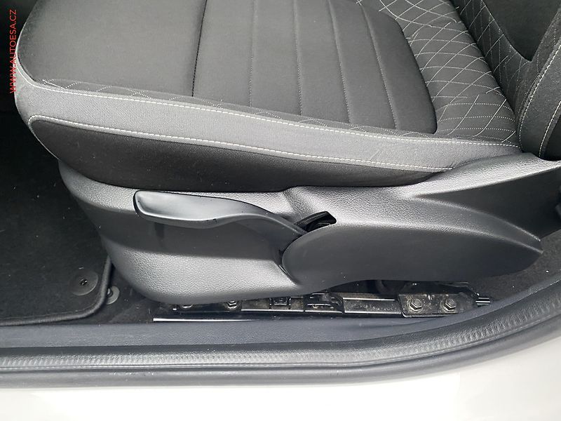 Škoda Fabia (2022) 1.0 TSi, ČR, Ambition - fotka 15 z 17