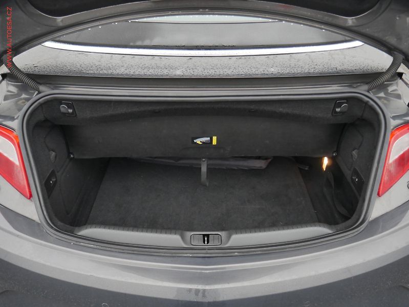 Opel Cascada (2013) 1.4i, AC, výhřev sed - fotka 7 z 21