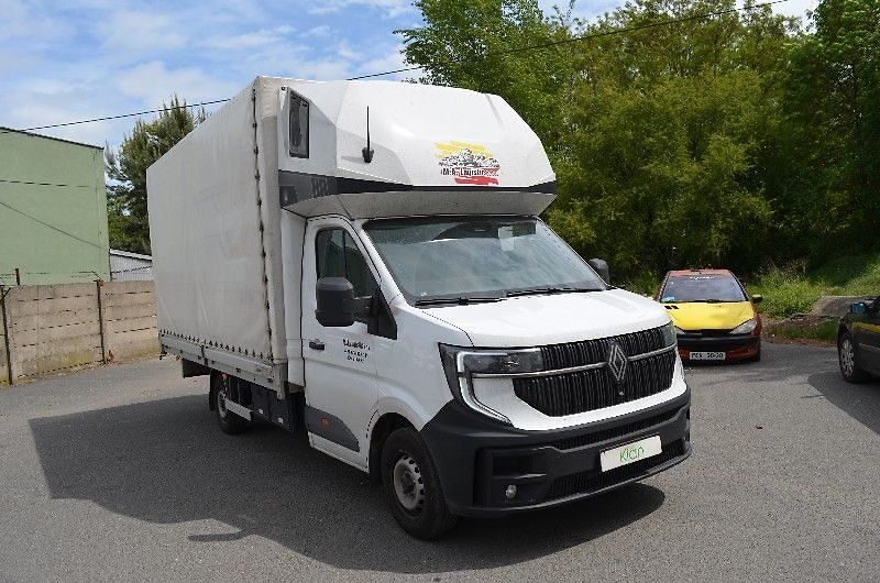 Renault Master - fotka 1 z 12