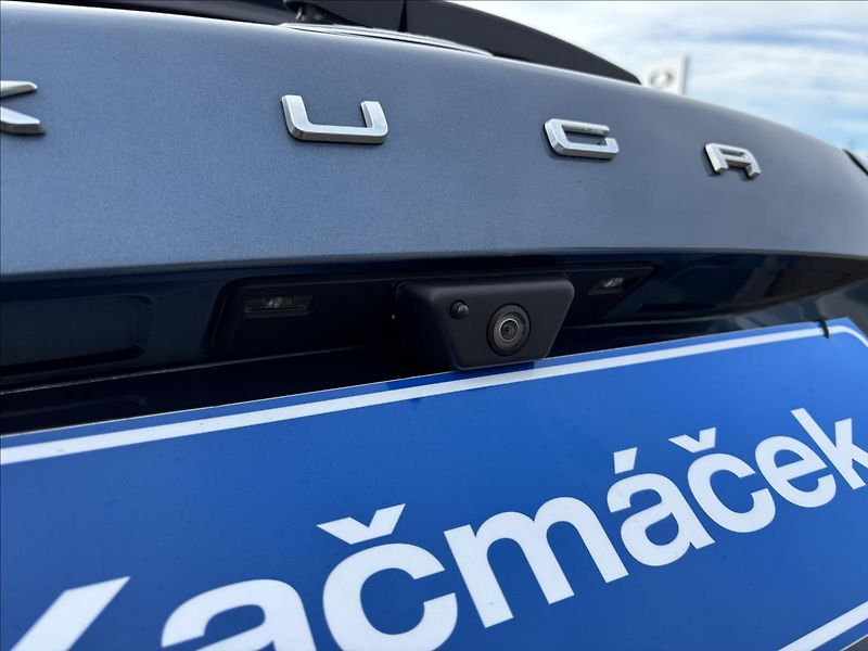 Ford Kuga 1,5 EcoBlue 88kW Titanium X - fotka 17 z 49