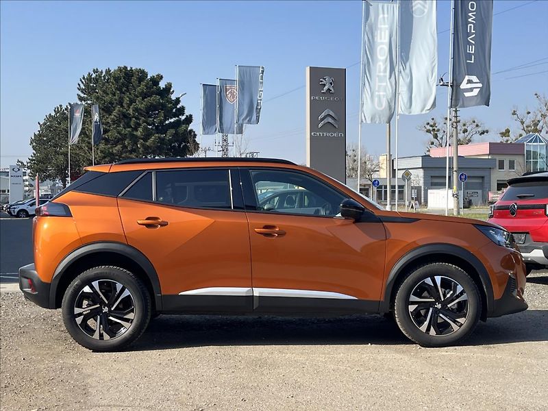 Peugeot 2008 1,2 PT  Allure EAT8 zár 4/28 - fotka 4 z 26