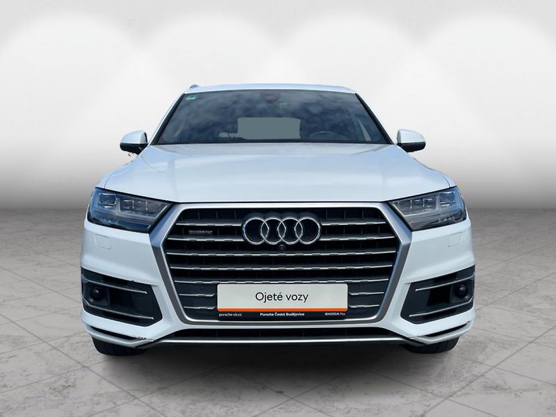 Audi Q7 45 TDI QUATTRO TIPTR. - fotka 4 z 26