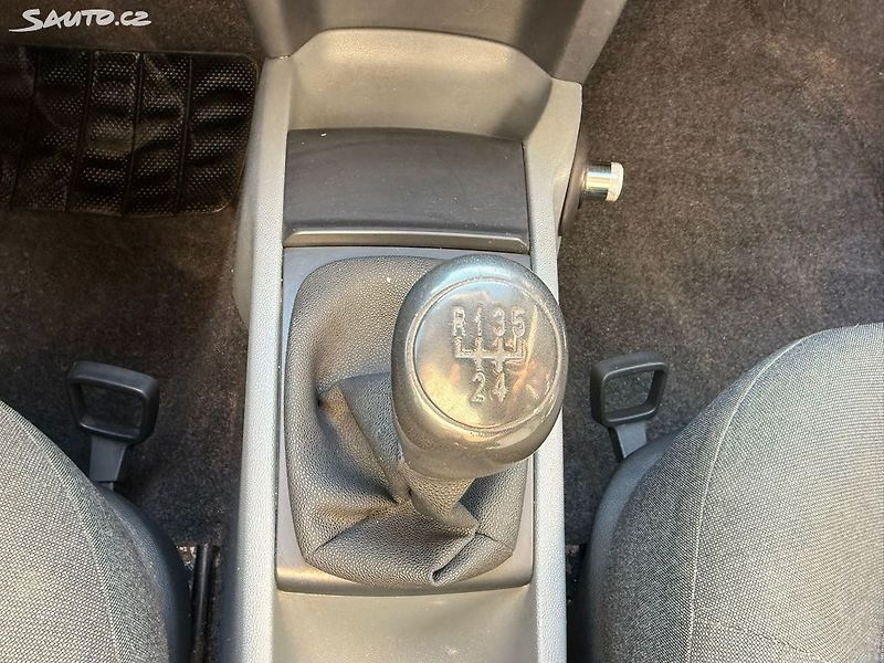 Škoda Fabia 1.2HTP, 47kw, Původ ČR - fotka 18 z 20