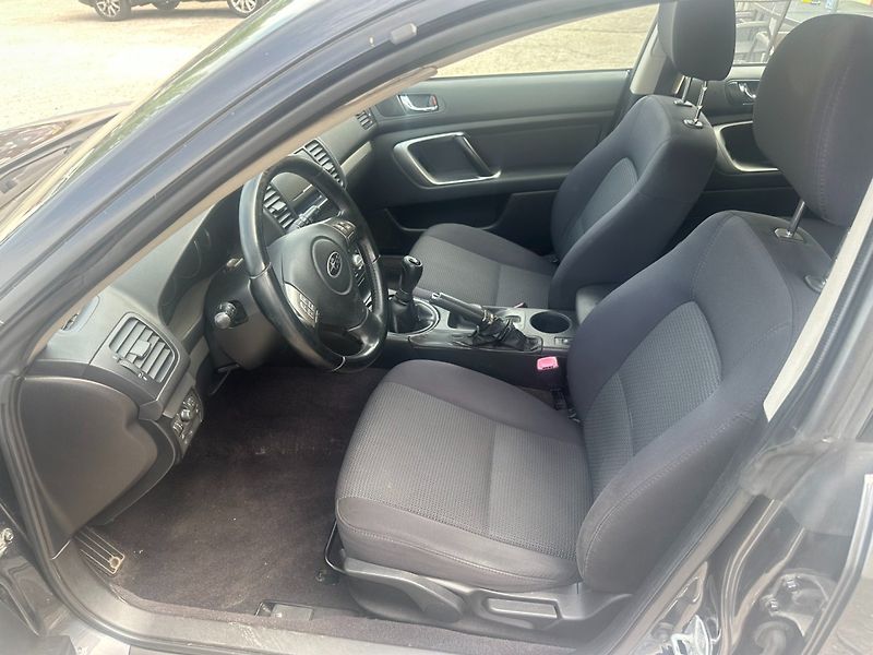 Subaru Outback 2.5i 4x4/127kW/Tempomat - fotka 9 z 22