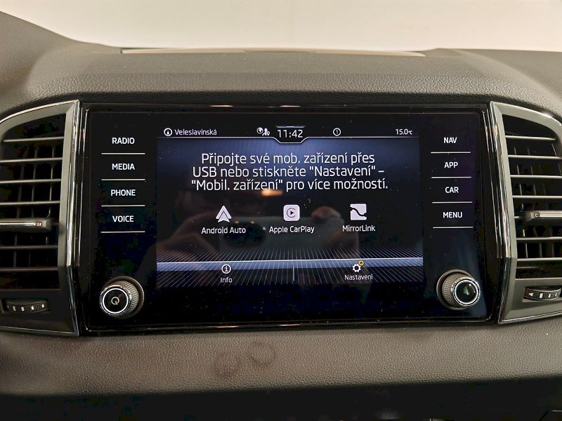 Škoda Karoq (2021) 1.5 TSI 110 kW DSG Style - fotka 11 z 28