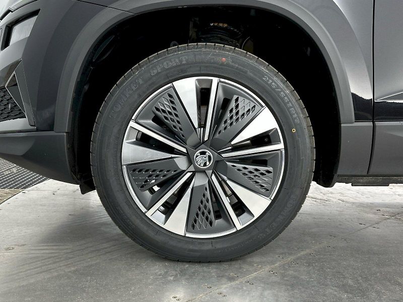 Škoda Karoq (2022) 1.5TSI 110kW Ambition Tour - fotka 31 z 31
