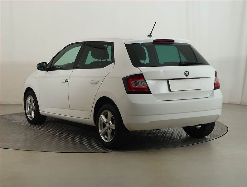 Škoda Fabia (2015) Ambition 1.4 TDI, Tempomat - fotka 4 z 13