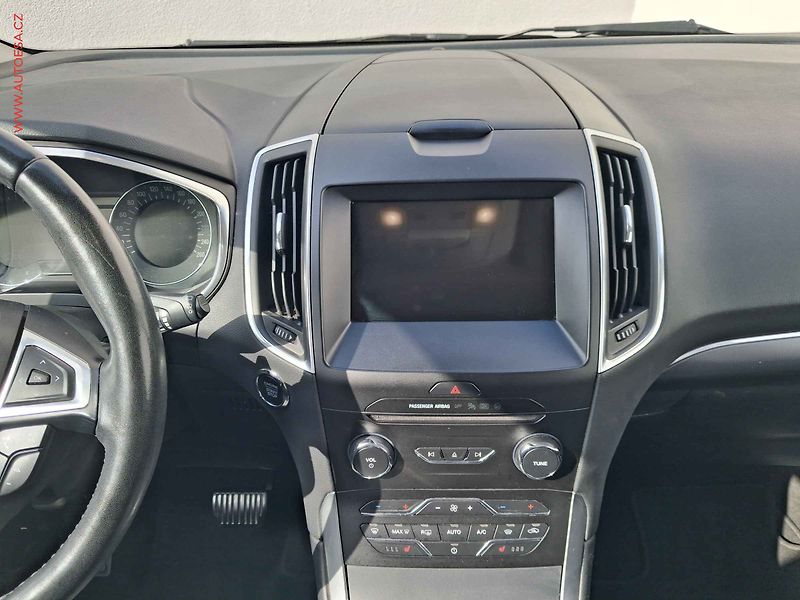Ford Galaxy (2019) 2.0 TDCi, 2.maj,ČR, AT, navi - fotka 12 z 19