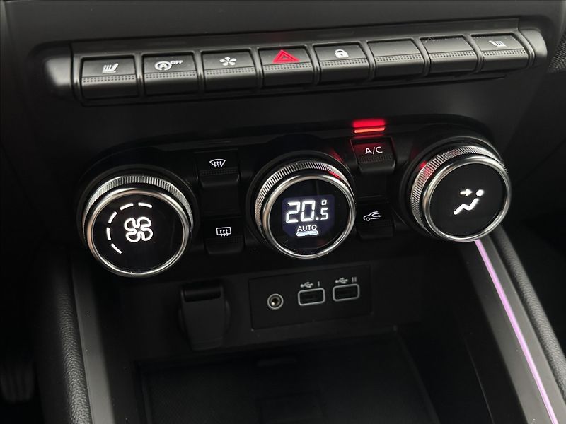 Renault Clio 1,0 TCe LPG DPH TECHNO ZÁRUKA - fotka 28 z 43