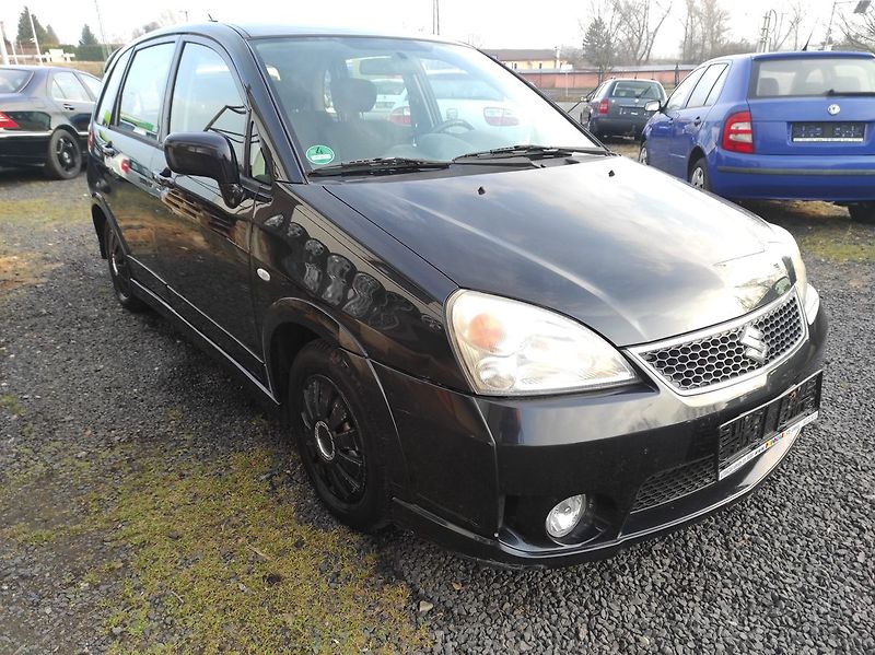 Suzuki Liana 1.6 16V combi 4 seasons - fotka 8 z 26