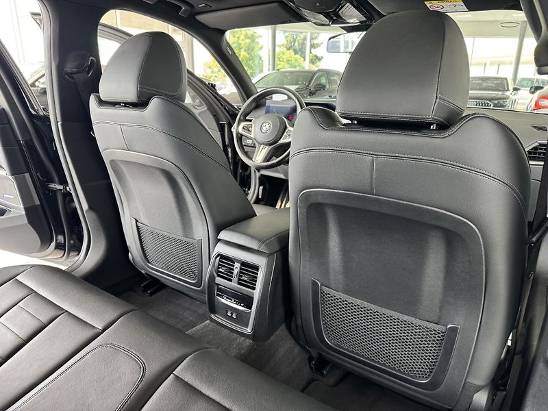 BMW Řada 3 M340d xDrive*Laser*Max.Výbava - fotka 16 z 42