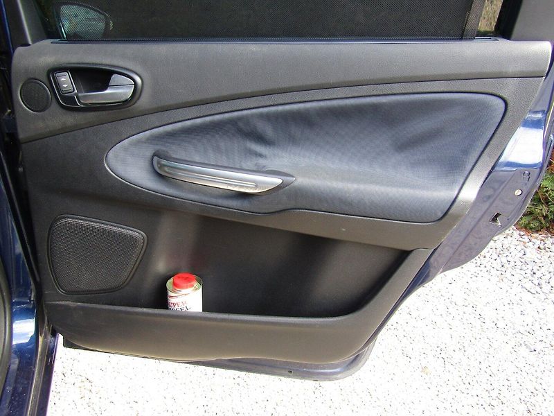 Ford Galaxy (2007) 2.0 TDCi 96kW - fotka 24 z 34
