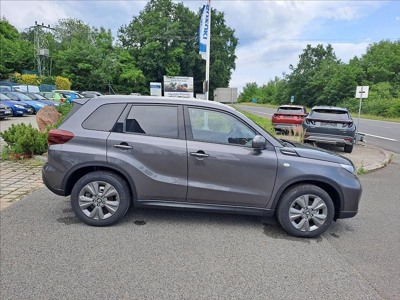 Suzuki Vitara (2025) 1,5 Premium AllGrip 6AGS - fotka 4 z 17