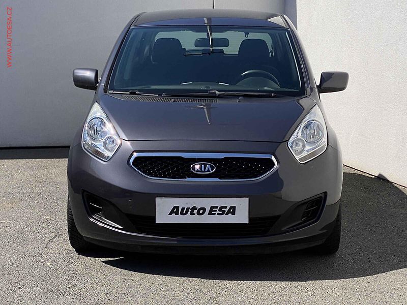 Kia Venga (2012) 1.6i, AT, AC - fotka 2 z 16