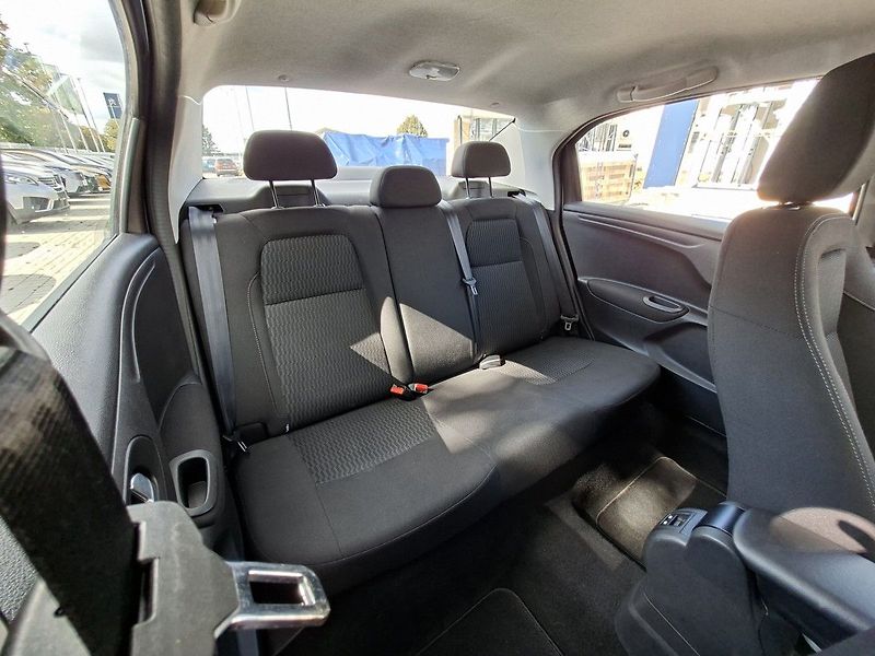 Peugeot 301 1,6 BHDi 100k M5 - fotka 6 z 25