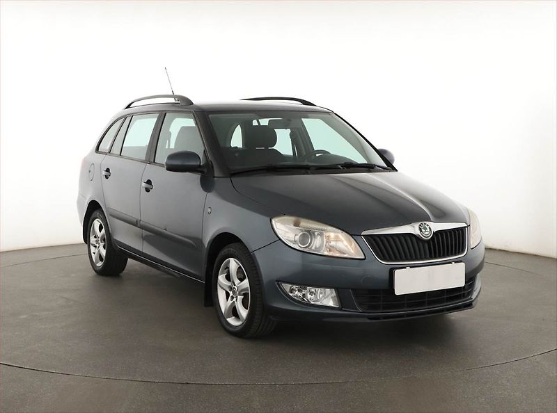 Škoda Fabia (2010) 1.6 TDI, nová STK - fotografie inzerátu