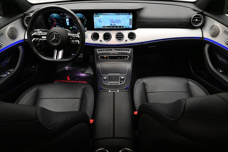 Mercedes-Benz Třídy E 2,0 300de 225kW 4Matic Záruka - fotka 15 z 30