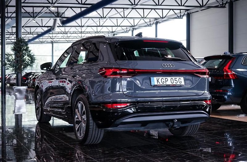Audi Q6 e-tron Q 360kam Tažné Auto. Park. - fotka 7 z 38