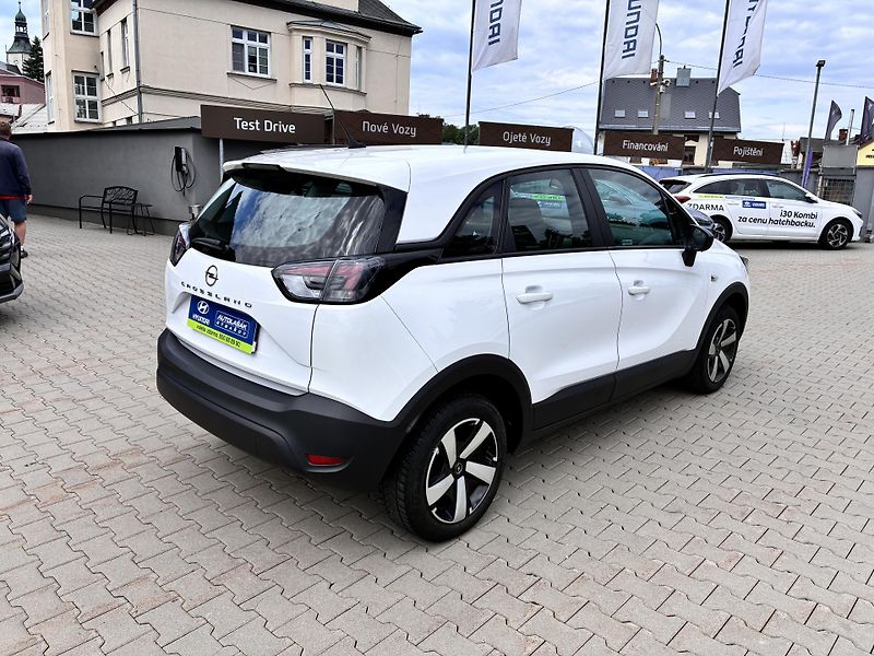 Opel Crossland 1,2T-81KW,LED,LIMITED,CARPLAY - fotka 7 z 30