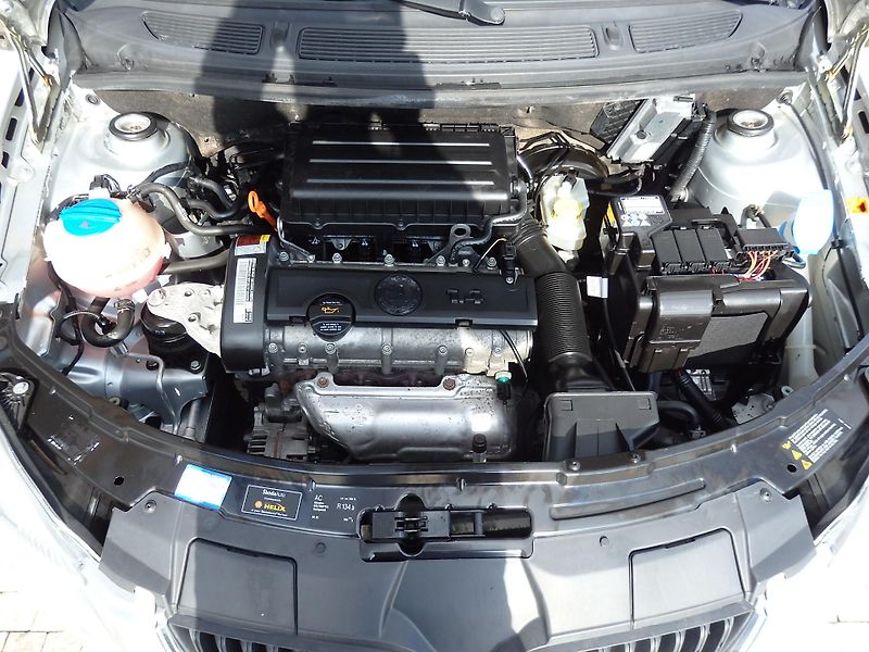 Škoda Fabia COMBI 1.4 16V KLIMA, ZÁVĚS - fotka 12 z 13