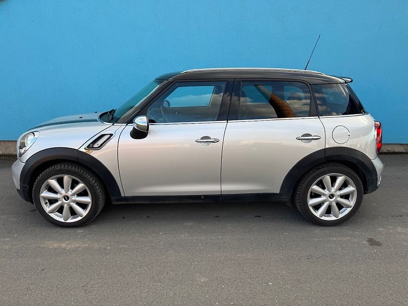 Mini Cooper (2013) 2.0 D 105kW ALL4 AUT - fotka 2 z 47
