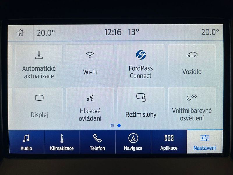 Ford S-MAX 2,5 HEV ST-Line - fotka 17 z 68